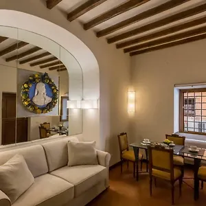 luxury-apartment-piazza-navona.it-romehotels.com/
