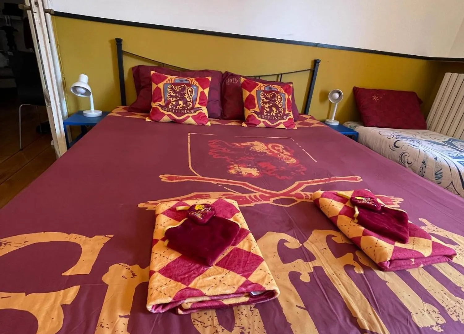 Harry Potter House - 10 Min To Centrale Milánó Apartman